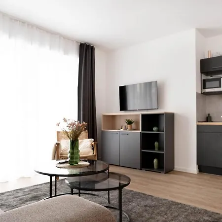 Apartment Schicke In I Private Parkplätze I Home2share